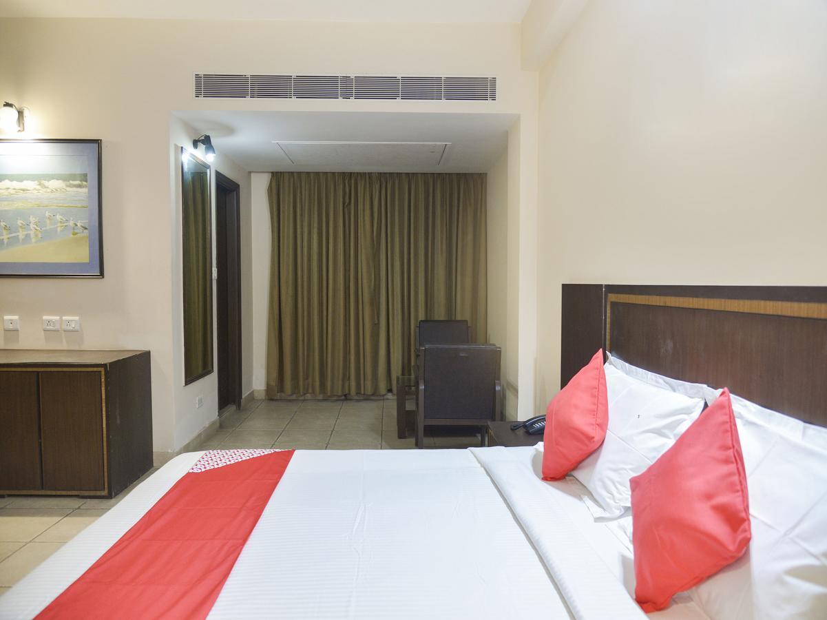 Oyo 15149 Hotel Ajoy Minar Mandarmani Eksteriør billede