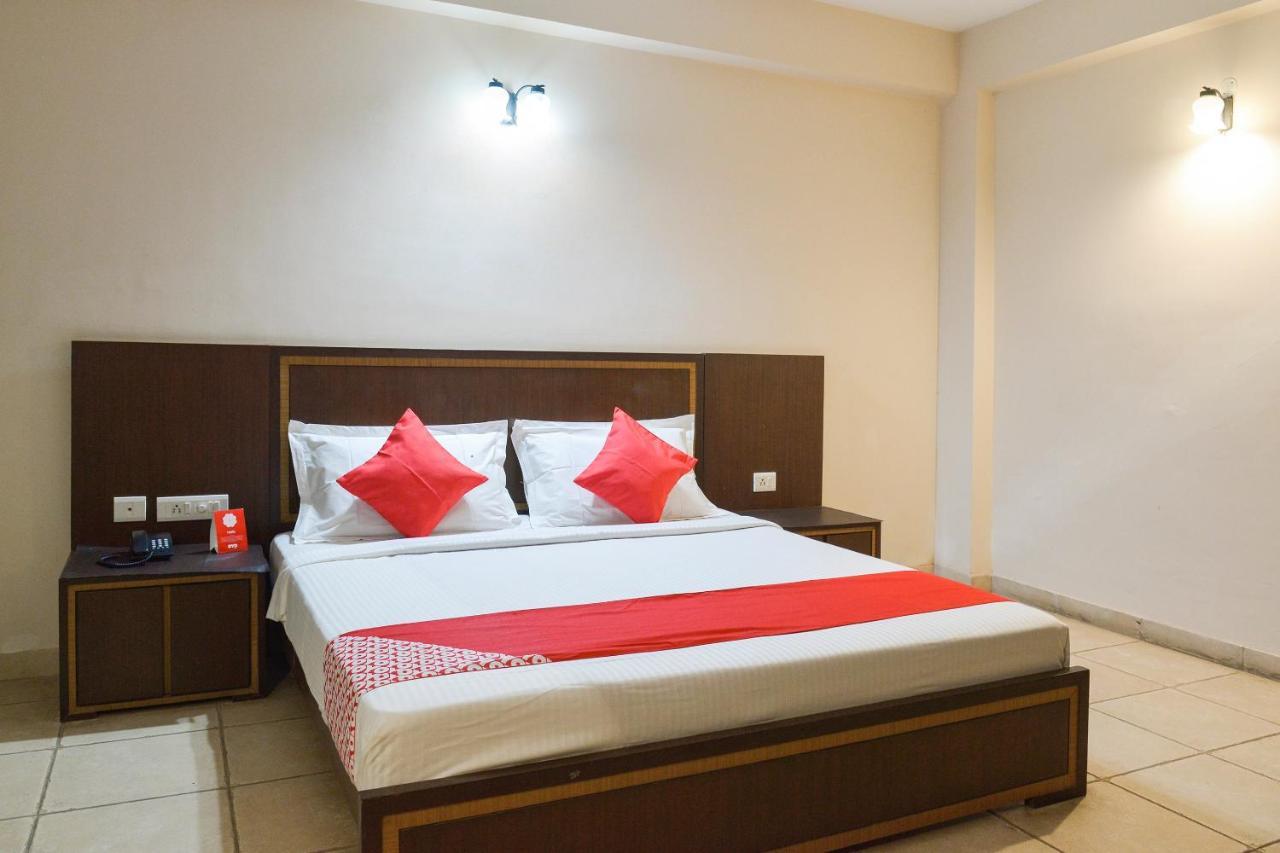 Oyo 15149 Hotel Ajoy Minar Mandarmani Eksteriør billede